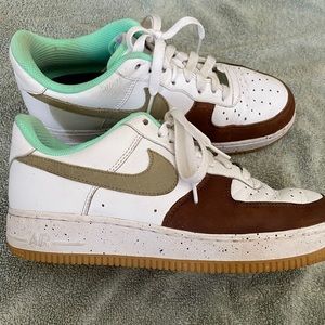 Nike id Air Force 1 “mint chip”